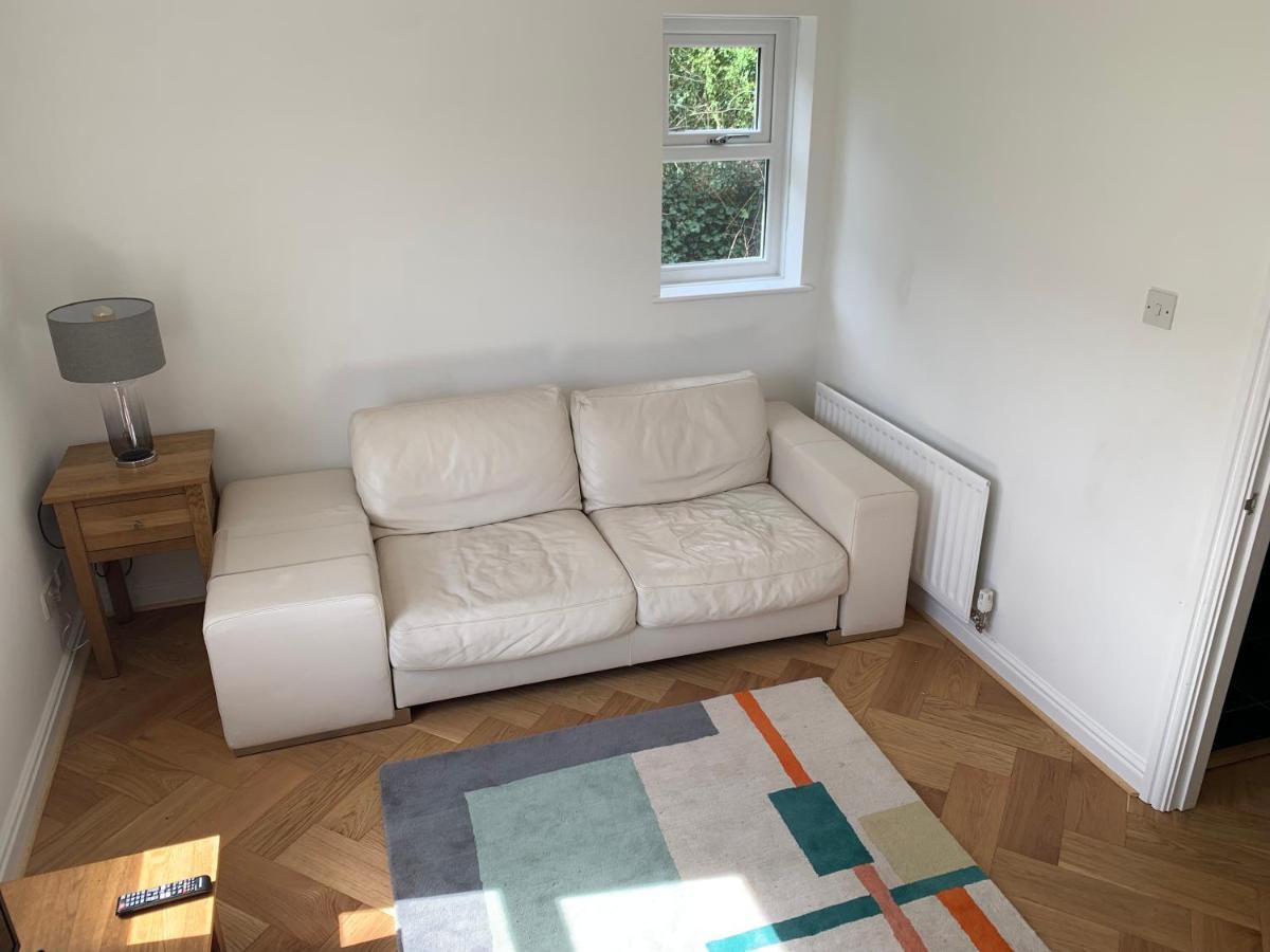 Headingley-weetwood Stunning Set In Beautiful Grounds Apartment